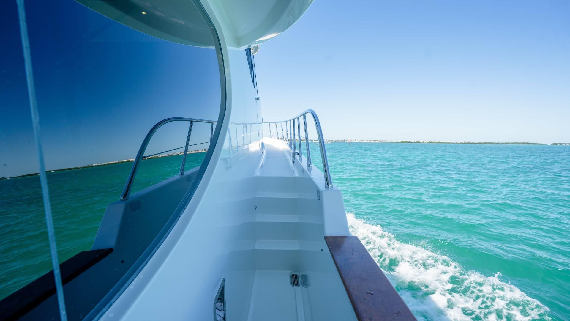 2001 Symbol 62 Pilothouse — photo 33