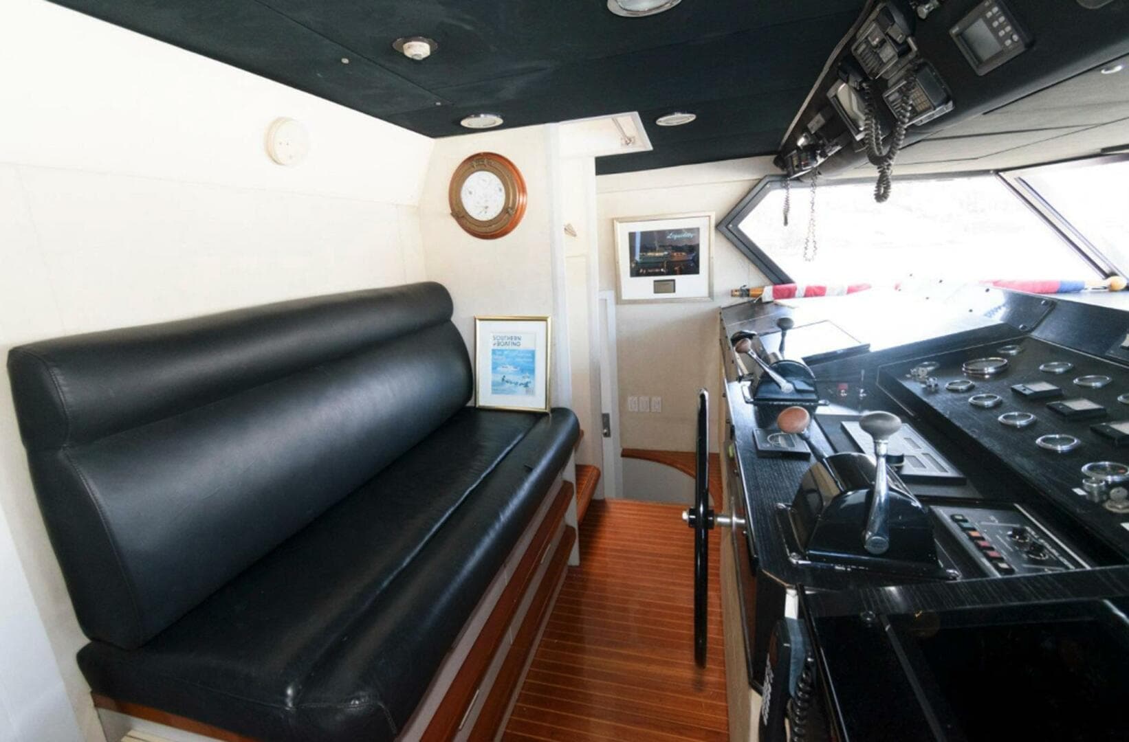 1984 Broward Raised Pilothouse — photo 41