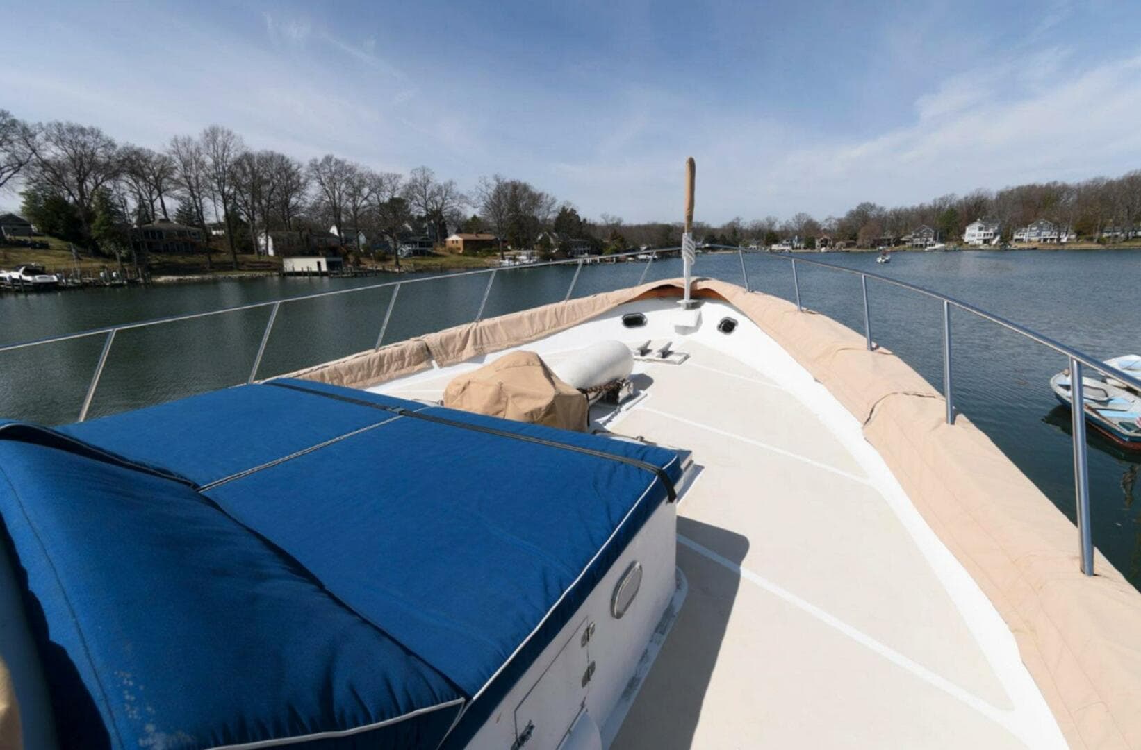 1984 Broward Raised Pilothouse — photo 56