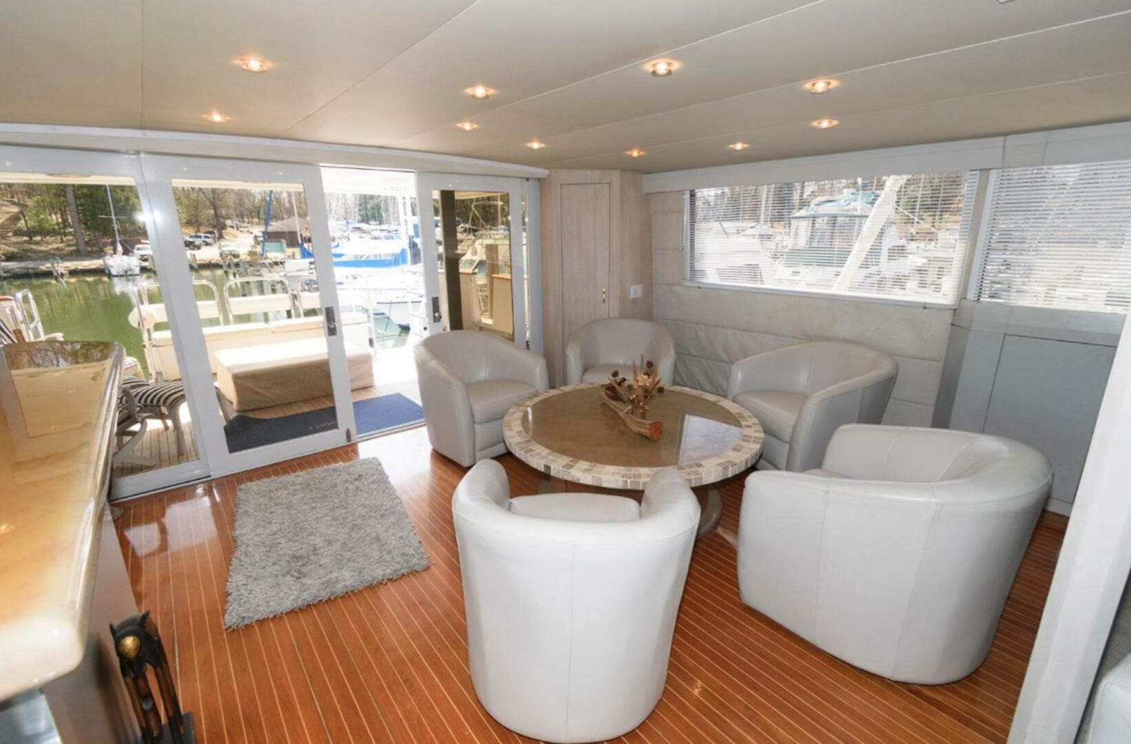 1984 Broward Raised Pilothouse — photo 14