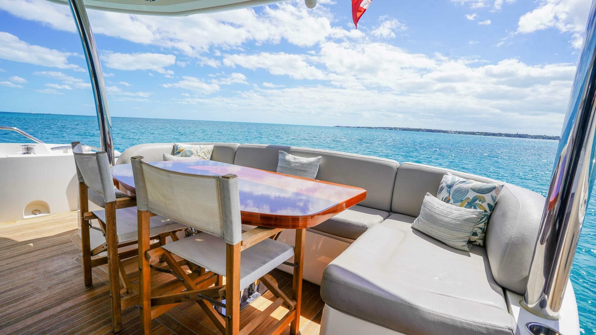 2016 Sunseeker 75 Yacht — photo 15