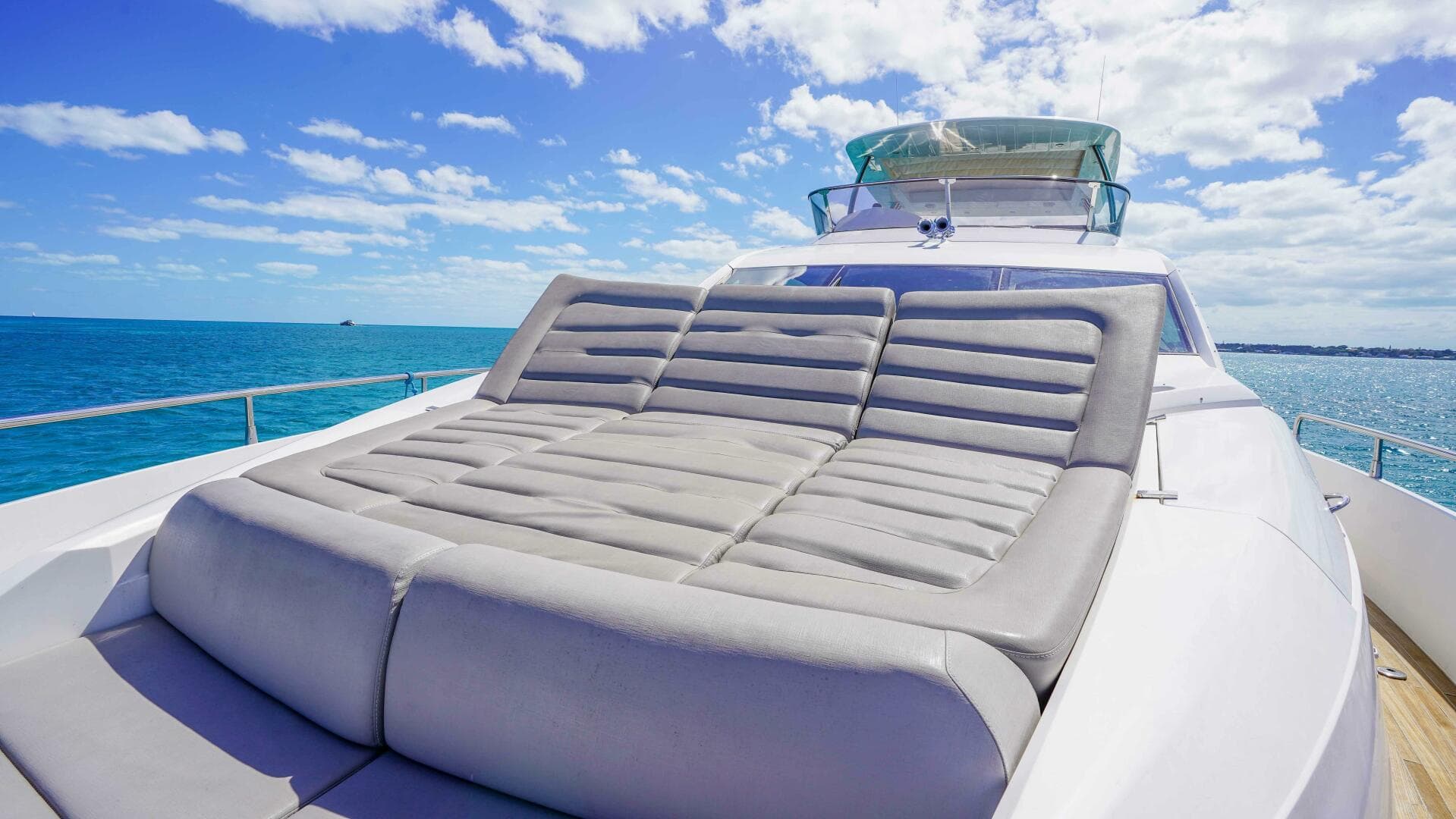 2016 Sunseeker 75 Yacht — photo 20