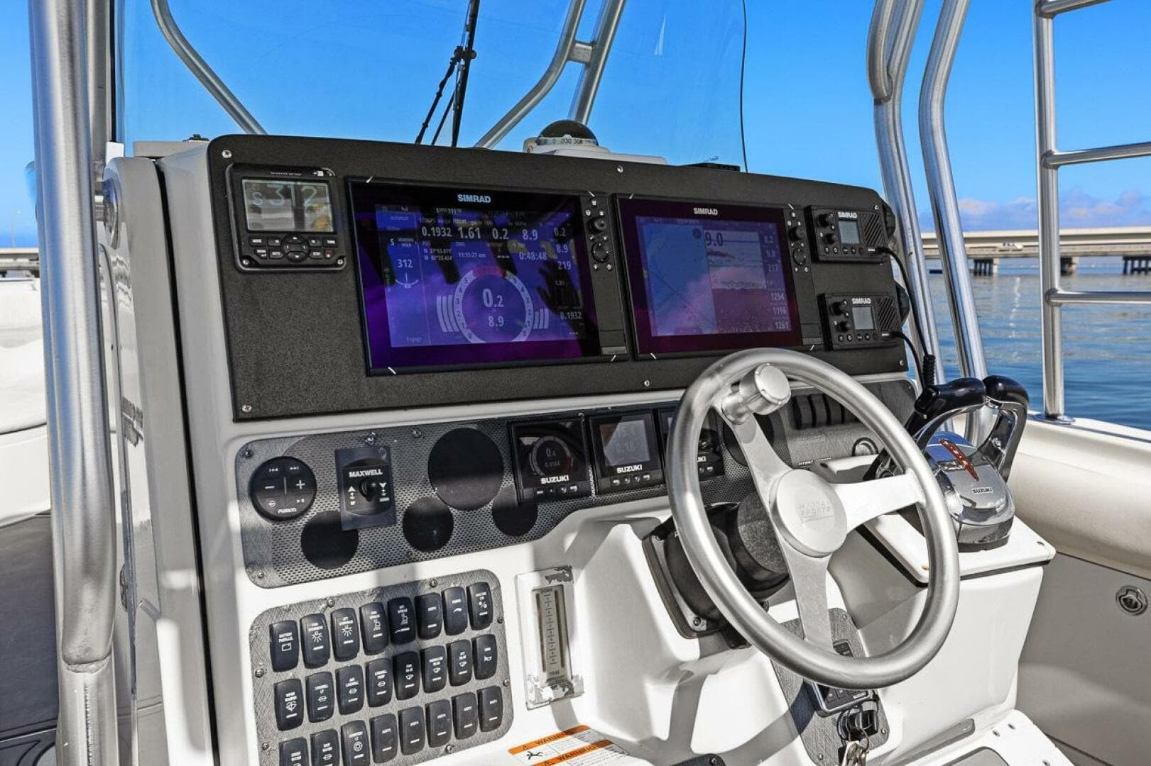 2004 Hydra-Sports Vector 3300 CC — photo 4