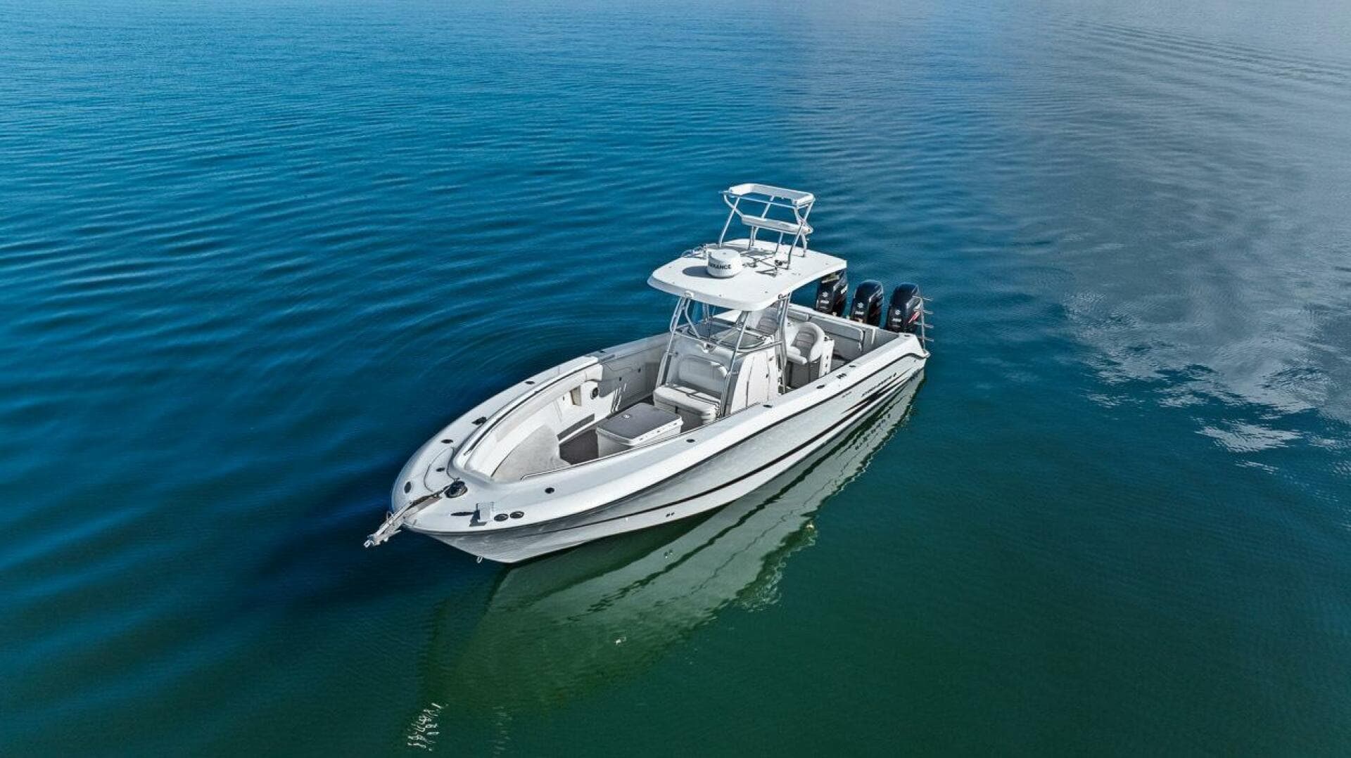 2004 Hydra-Sports Vector 3300 CC — photo 21