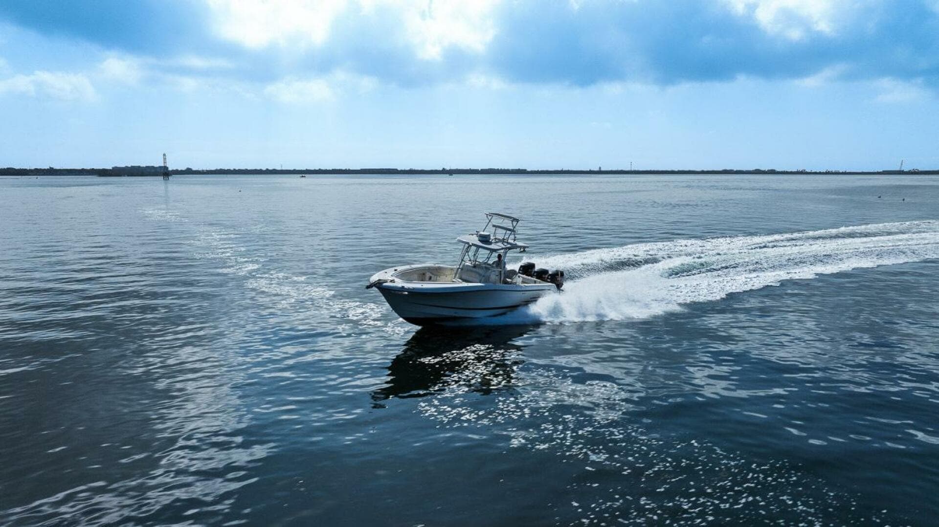 2004 Hydra-Sports Vector 3300 CC — photo 33