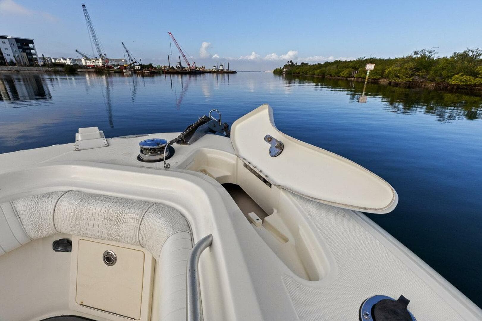 2004 Hydra-Sports Vector 3300 CC — photo 11