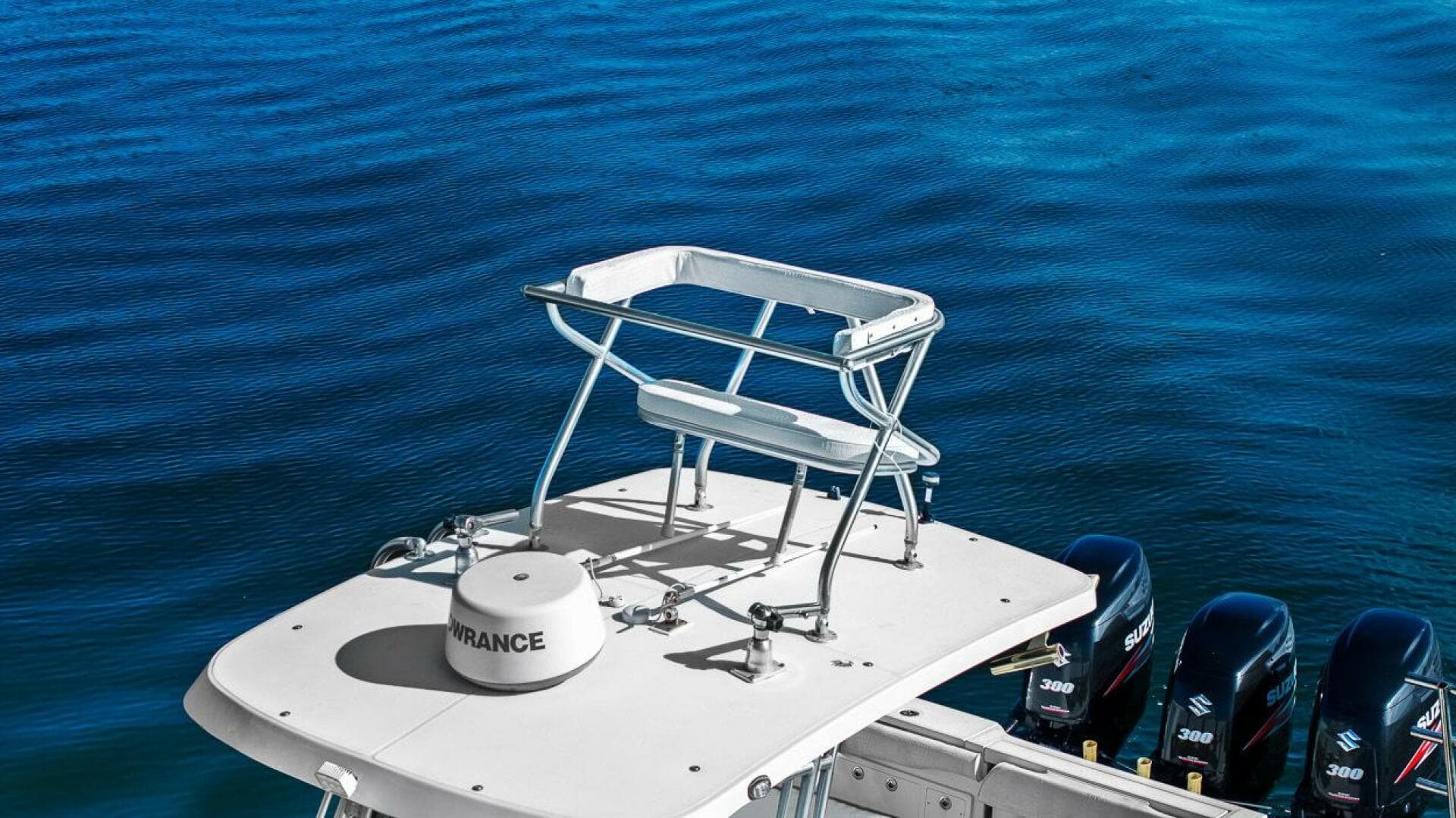 2004 Hydra-Sports Vector 3300 CC — photo 22