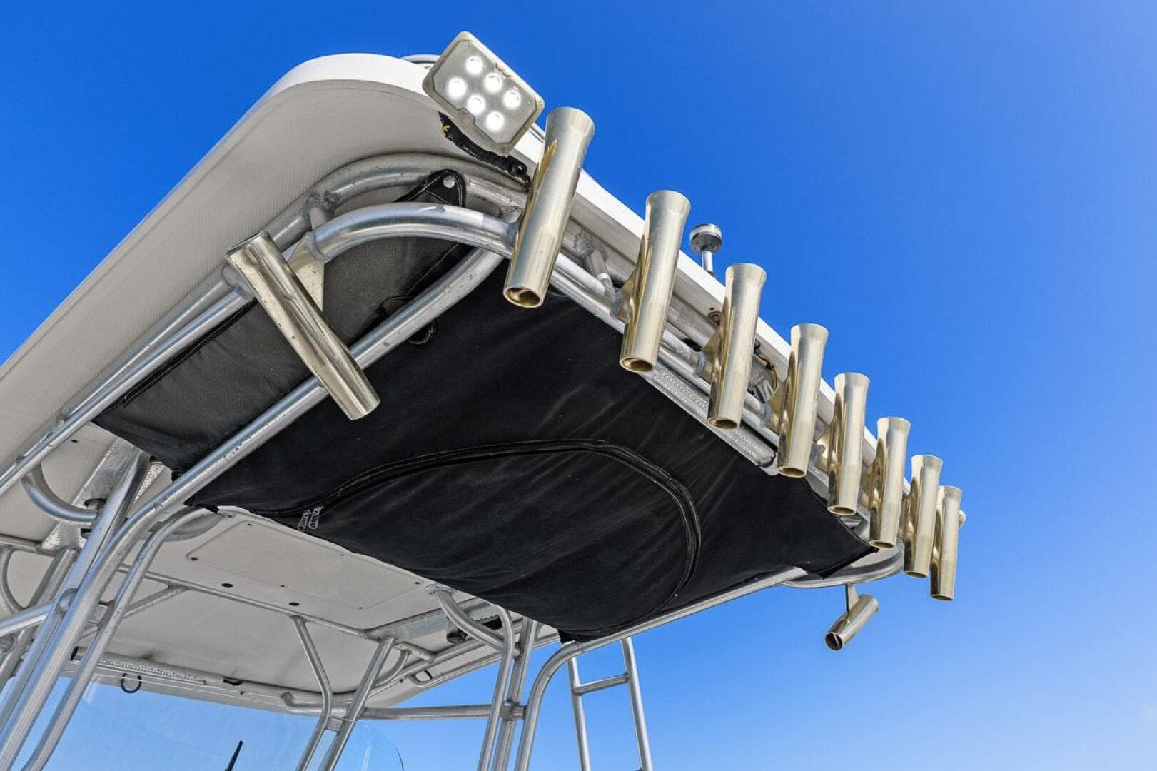 2004 Hydra-Sports Vector 3300 CC — photo 38