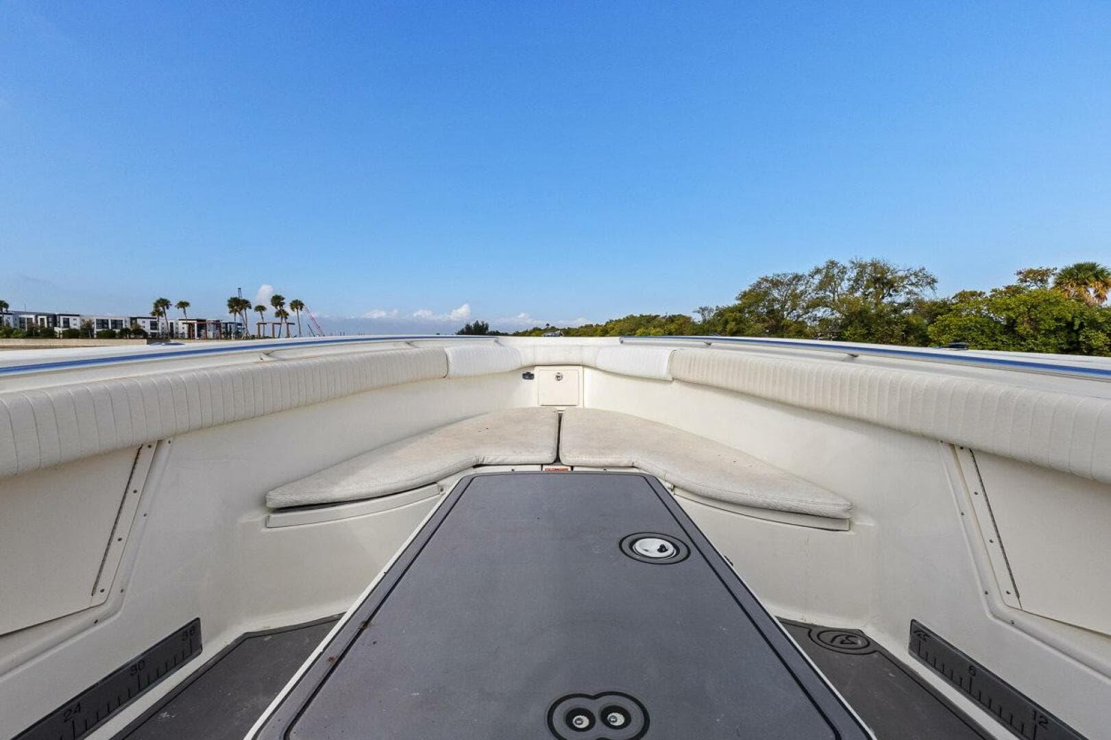 2004 Hydra-Sports Vector 3300 CC — photo 5