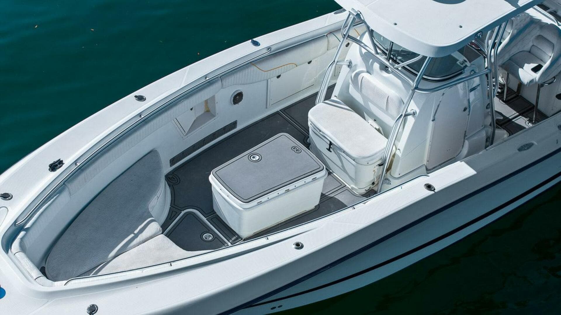 2004 Hydra-Sports Vector 3300 CC — photo 29