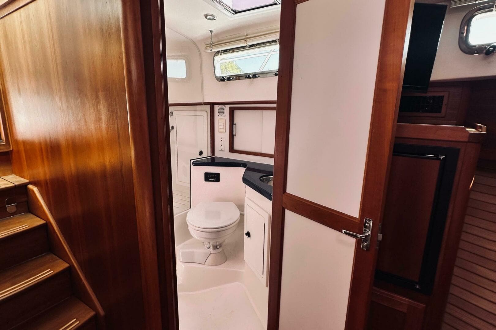 2007 Sabre 34 Express — photo 61