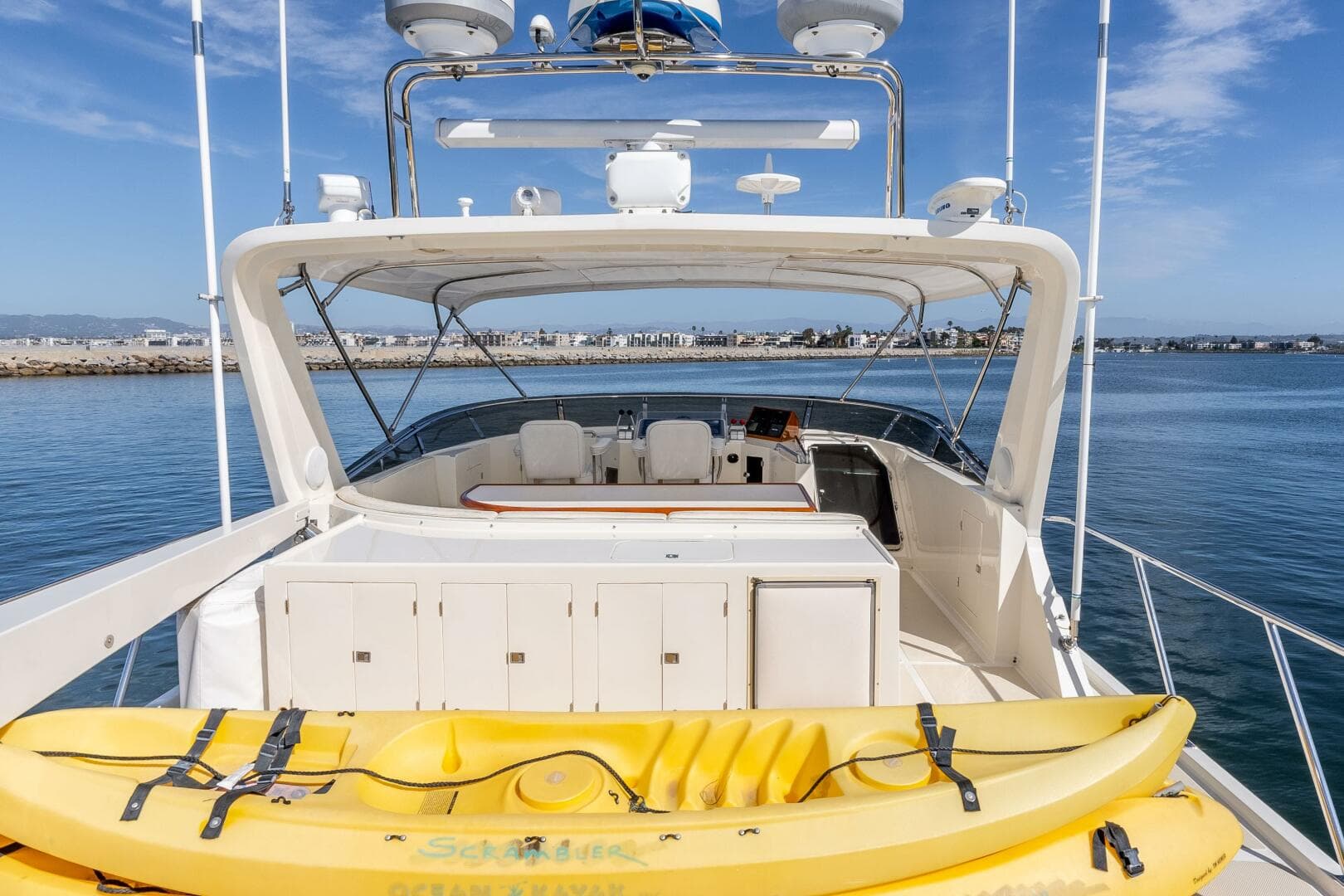 2000 Offshore Yachts Flushdeck — photo 11