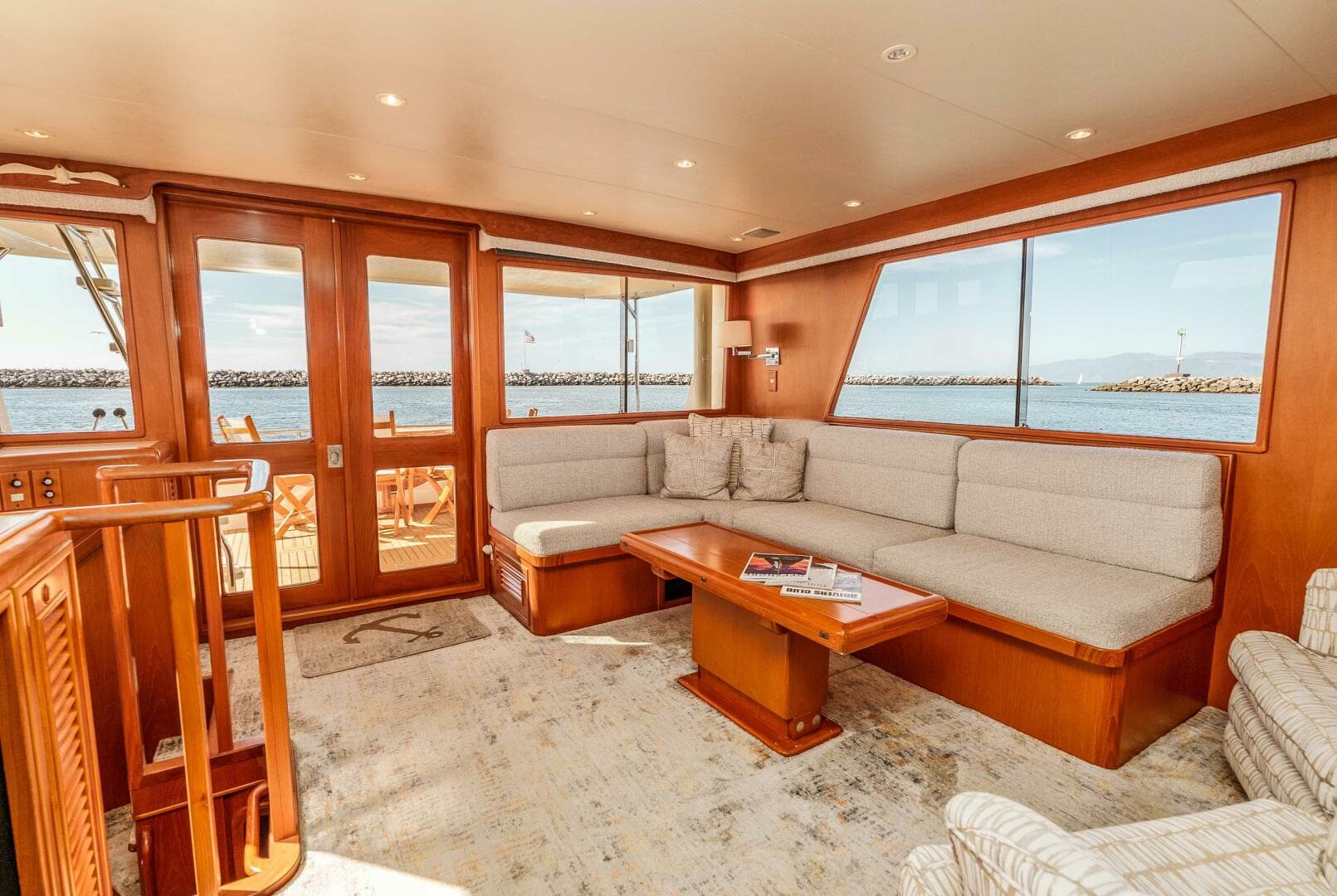 2000 Offshore Yachts Flushdeck — photo 23