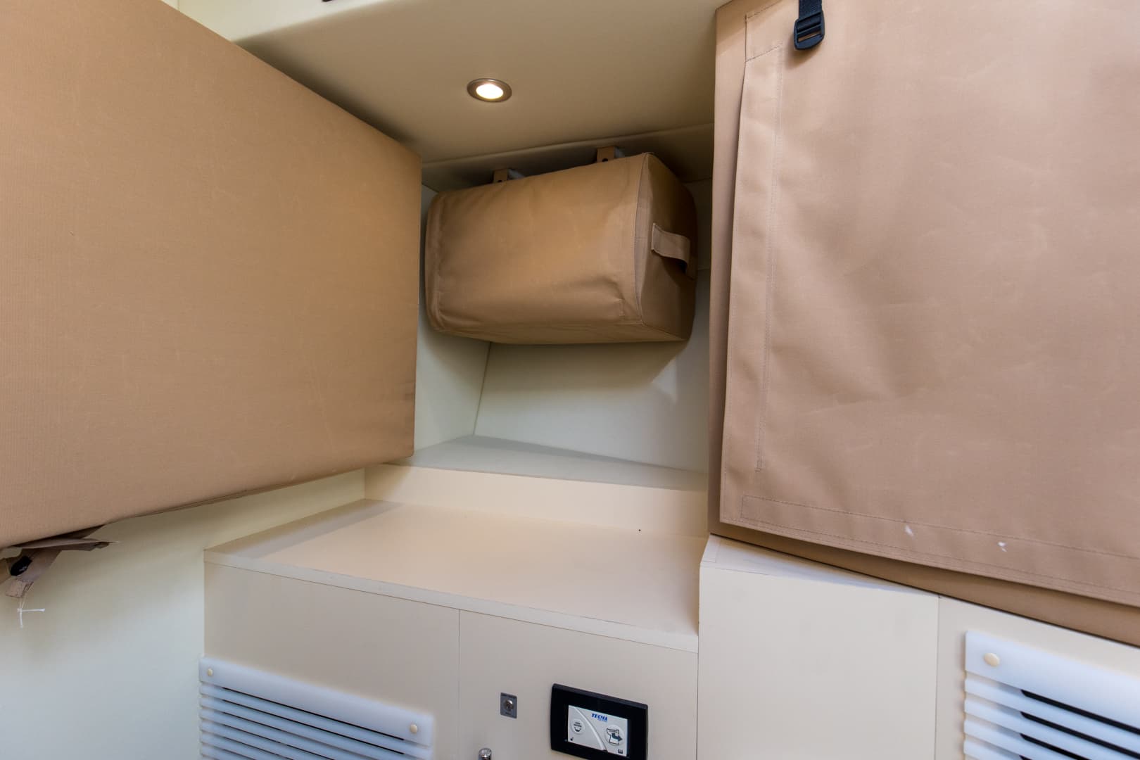 2020 Azimut S6 Sport Fly — photo 58