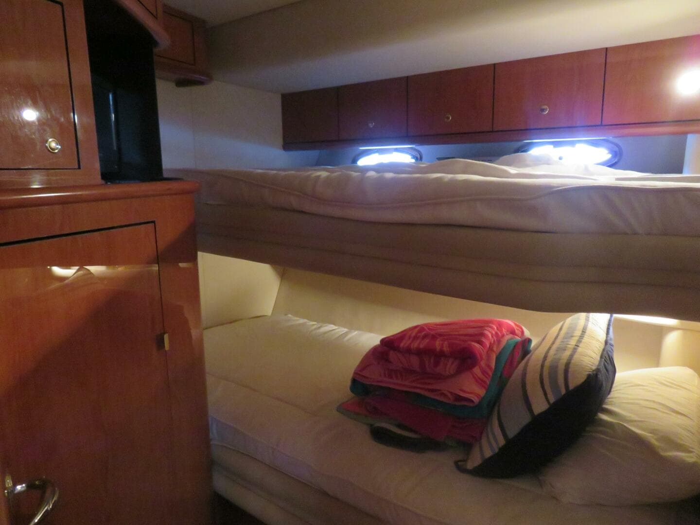 2001 Sea Ray 510 Sundancer — photo 18