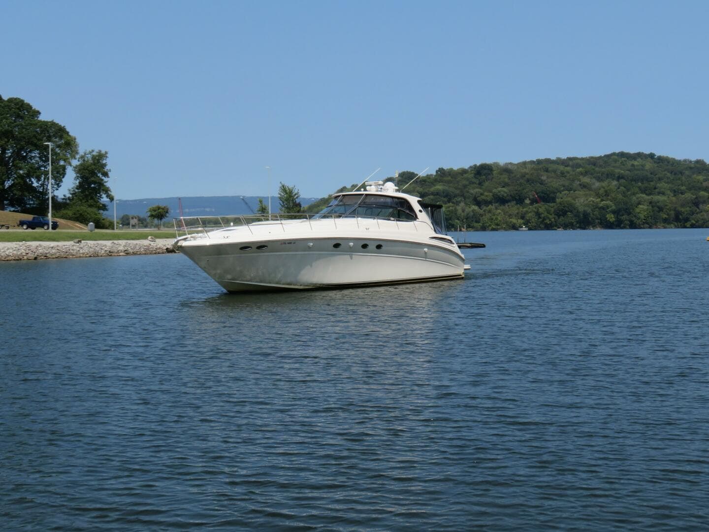 2001 Sea Ray 510 Sundancer — photo 2