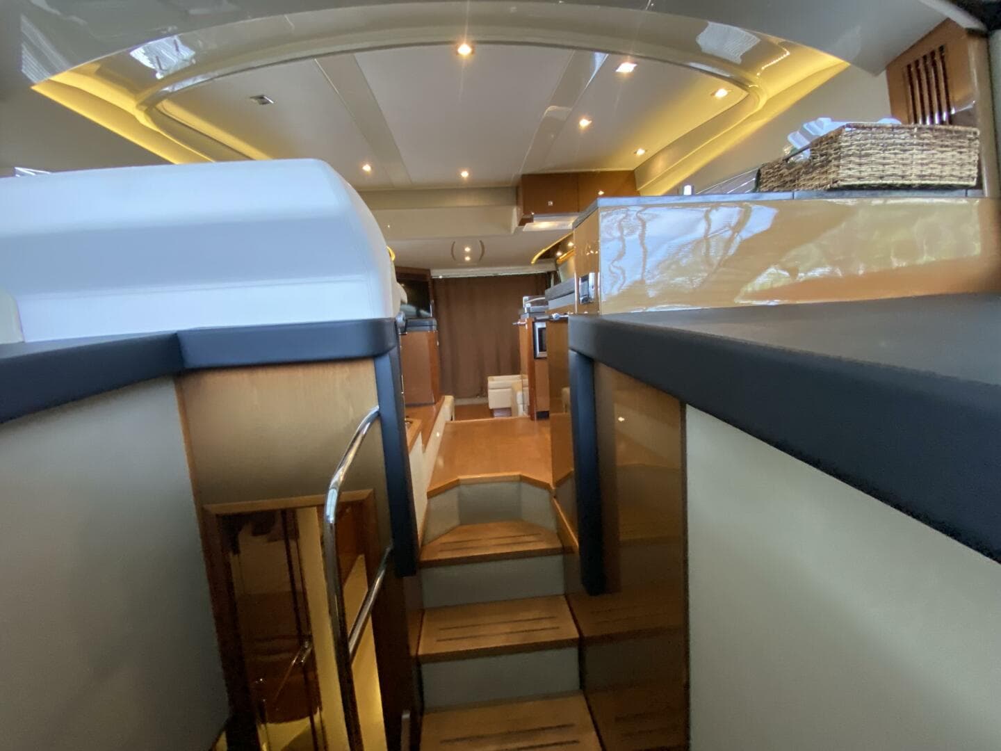 2016 Sea Ray 510 Fly — photo 36