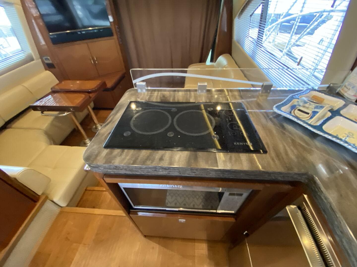 2016 Sea Ray 510 Fly — photo 40