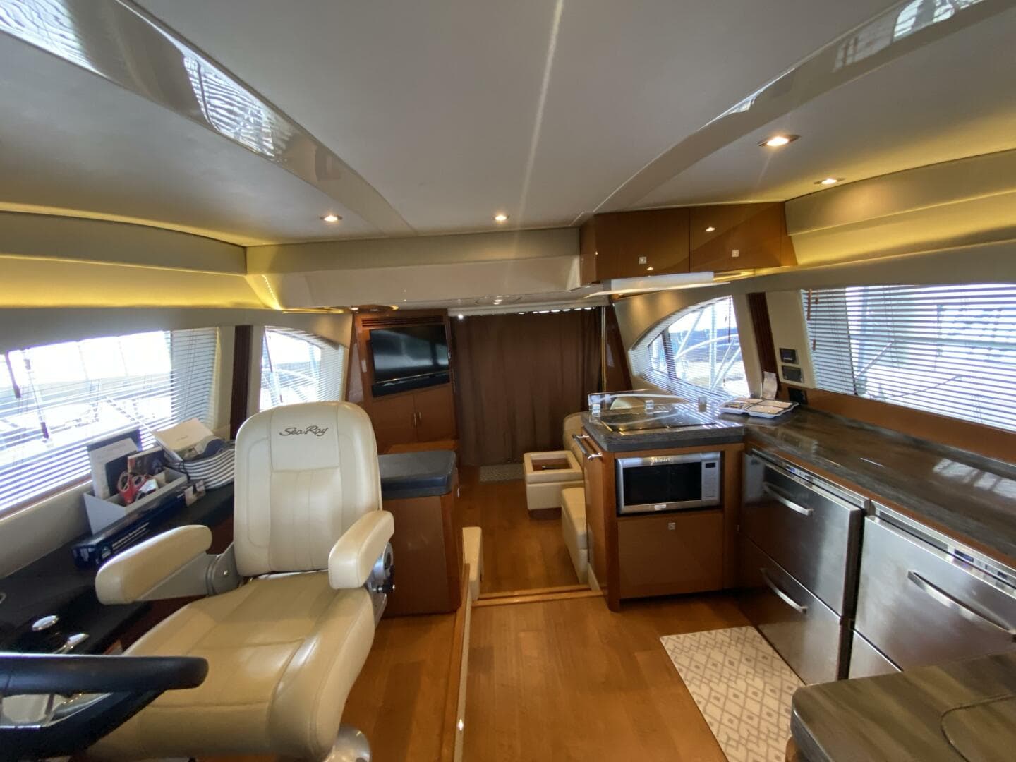 2016 Sea Ray 510 Fly — photo 37
