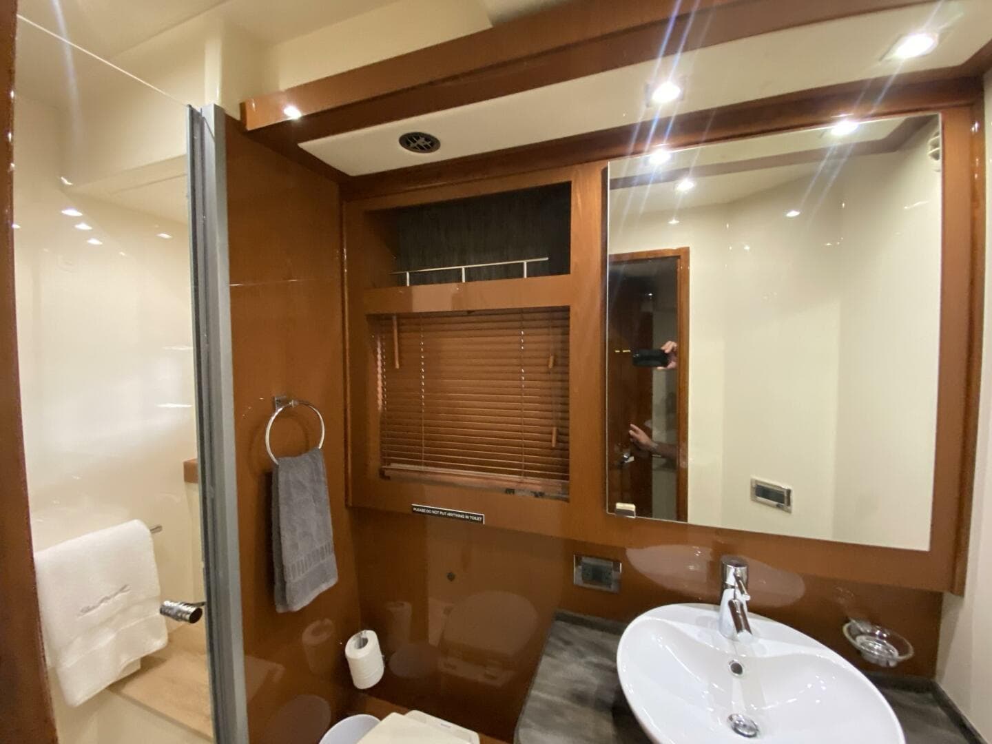 2016 Sea Ray 510 Fly — photo 33