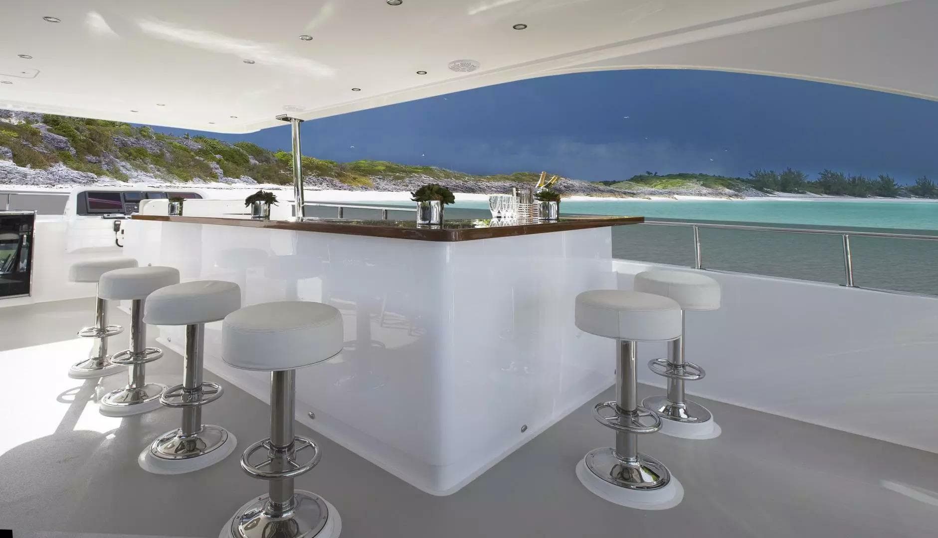 2016 Hargrave Raised Pilothouse — photo 5