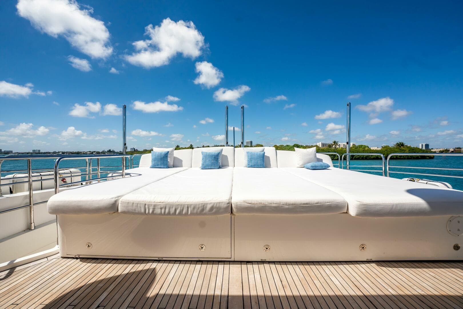 2011 Sunseeker 34 Metre Yacht — photo 18