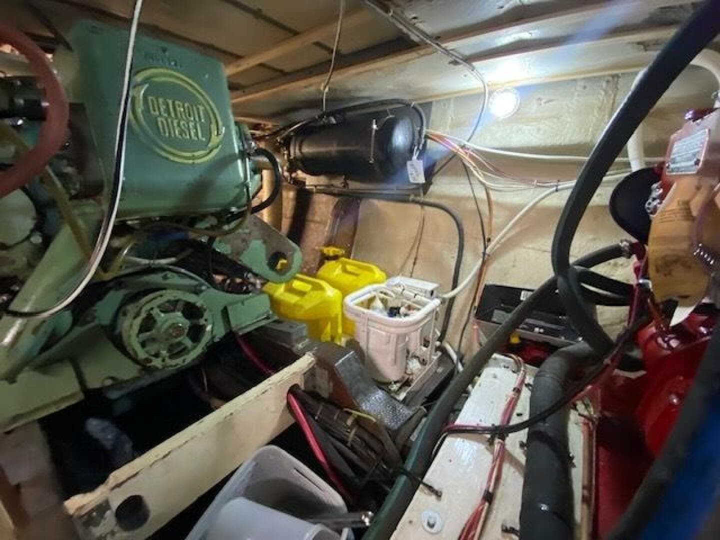 1972 Chris-Craft Flushdeck — photo 17