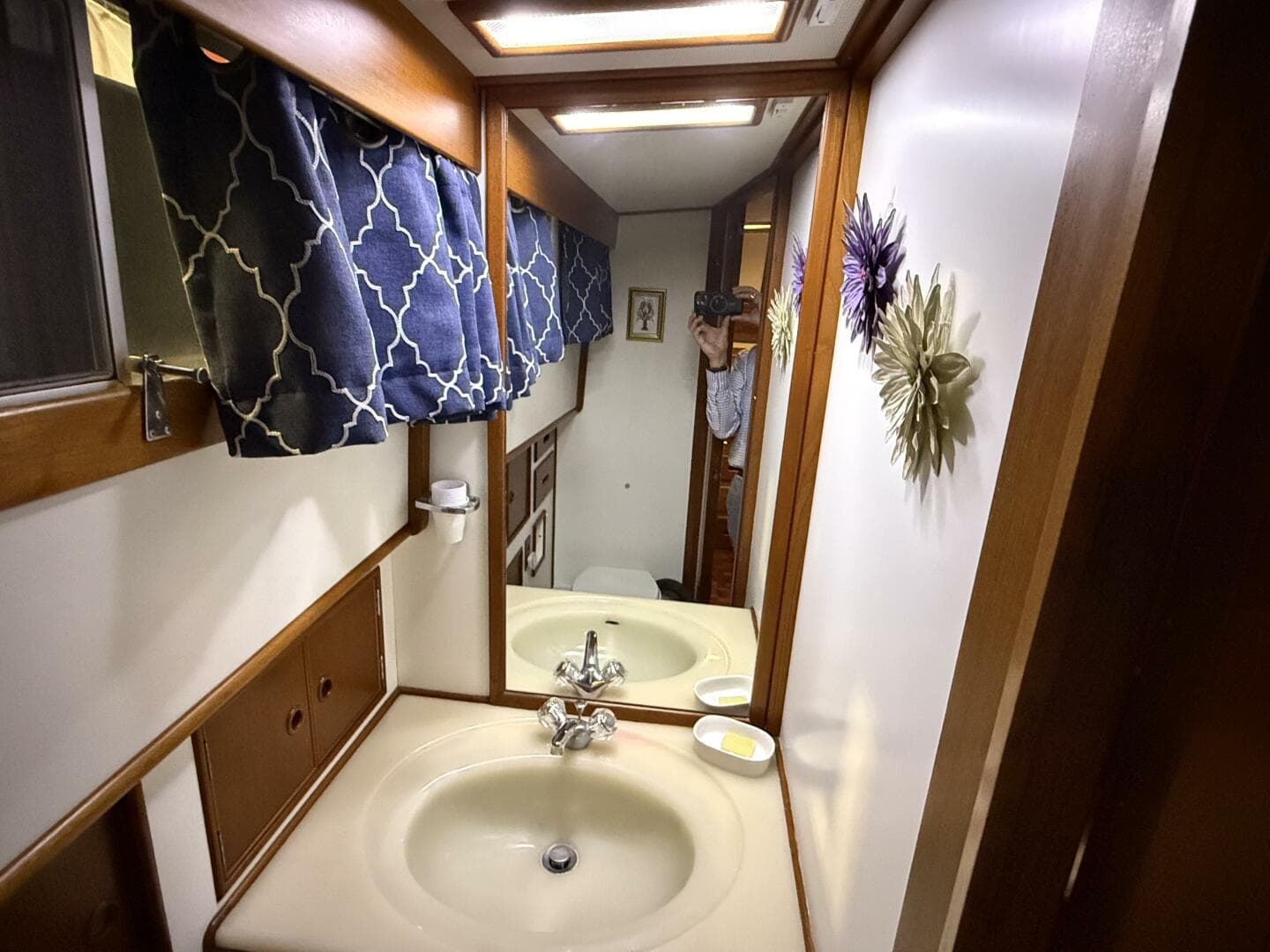 1991 Grand Banks 42 Classic — photo 60