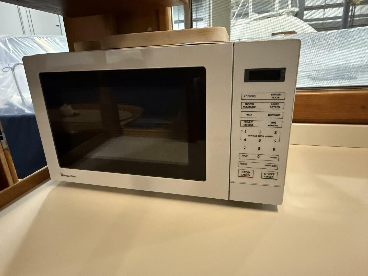 1991 Grand Banks 42 Classic — photo 25