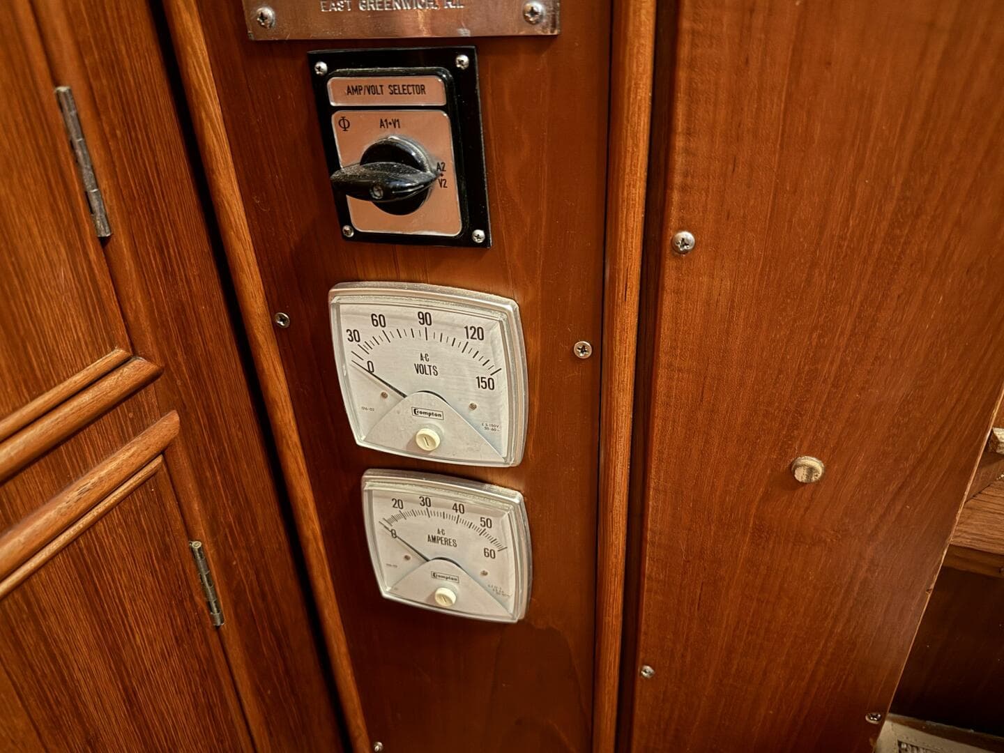 1991 Grand Banks 42 Classic — photo 41