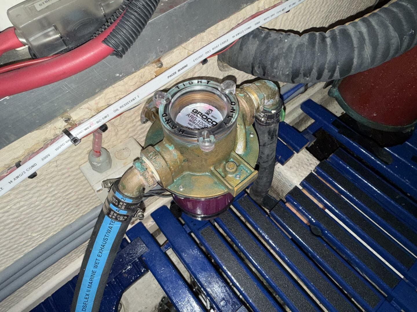 1991 Grand Banks 42 Classic — photo 109