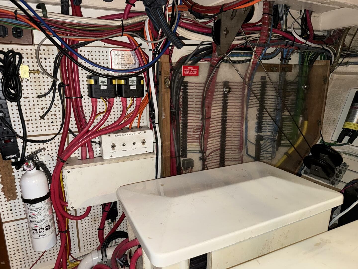 1991 Grand Banks 42 Classic — photo 114