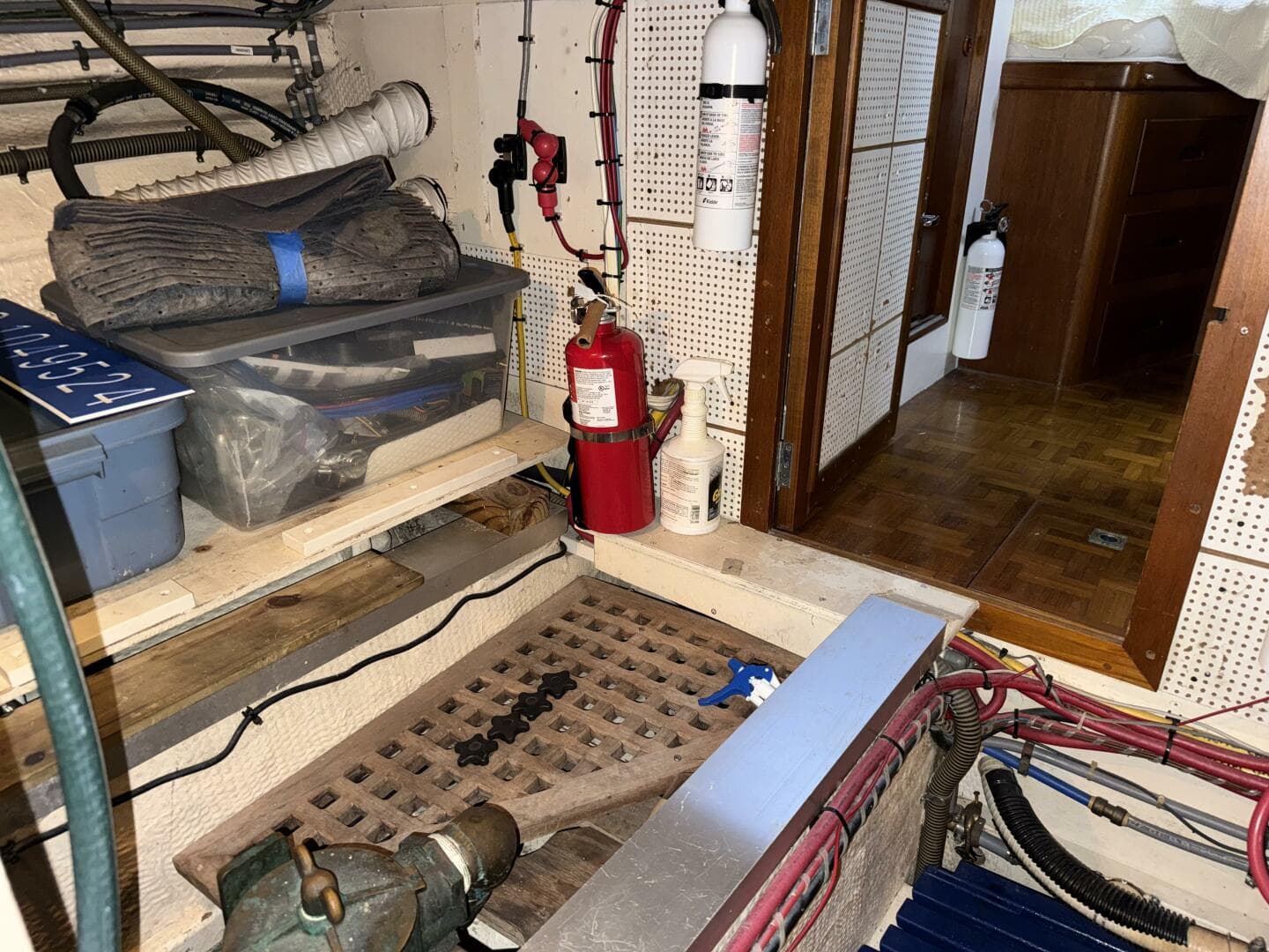 1991 Grand Banks 42 Classic — photo 113