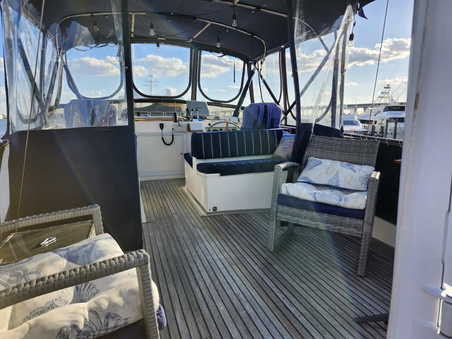 1991 Grand Banks 42 Classic — photo 79