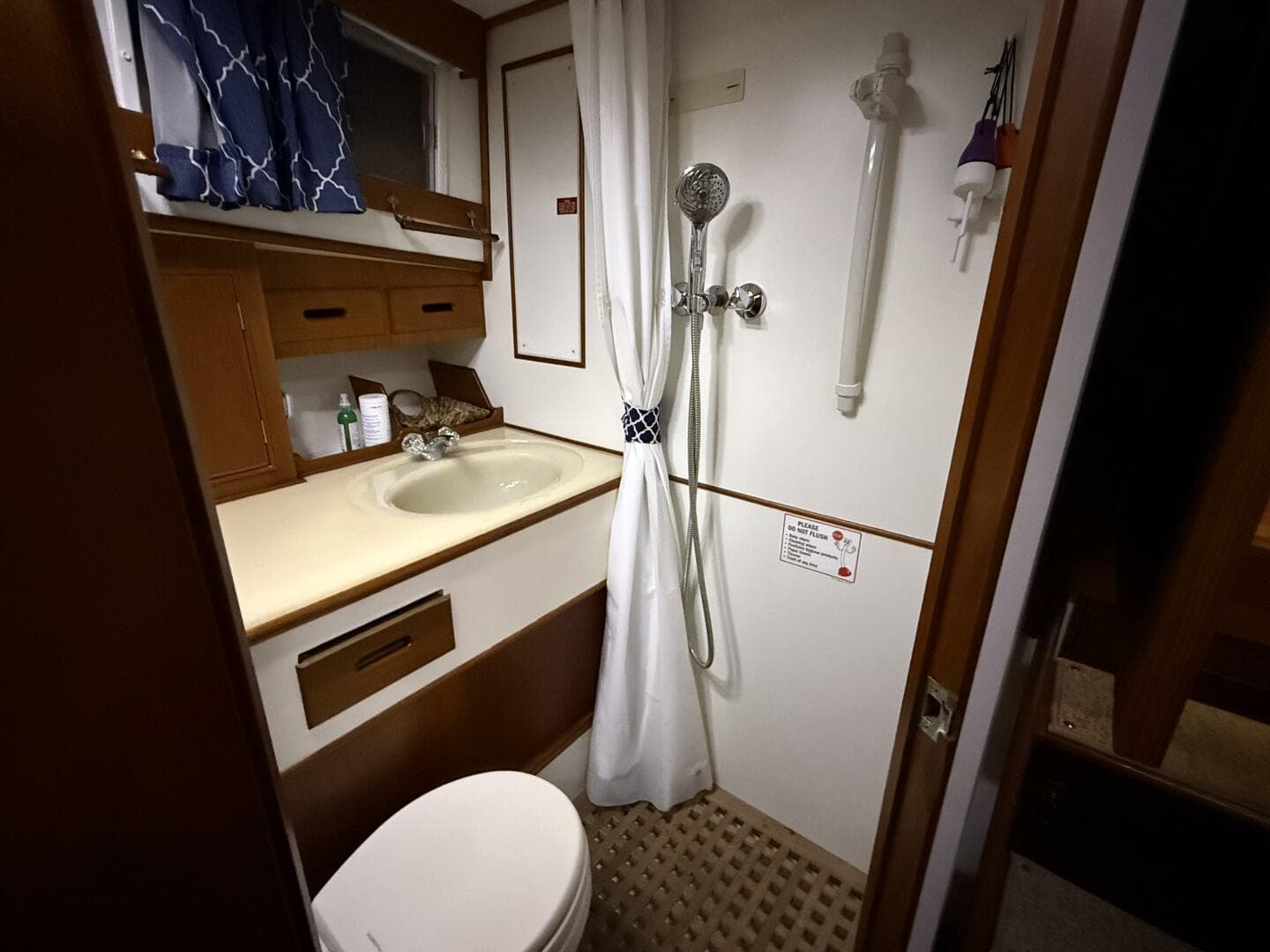 1991 Grand Banks 42 Classic — photo 73