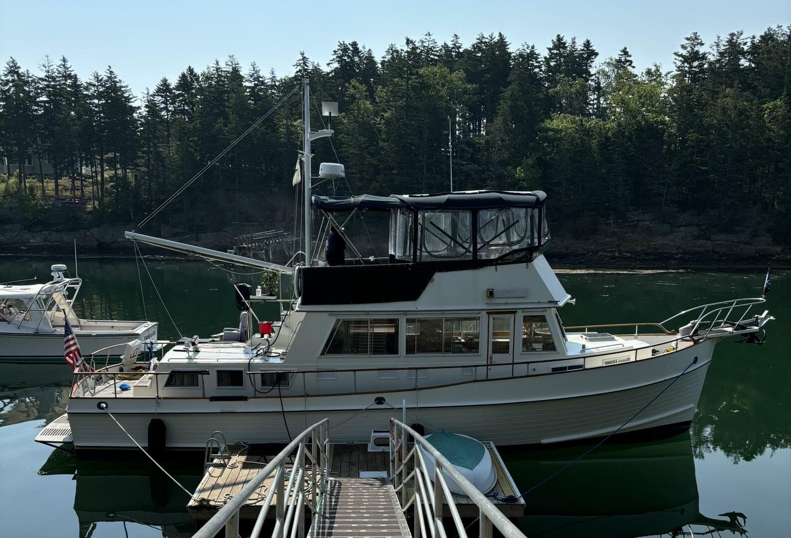 1991 Grand Banks 42 Classic — photo 8
