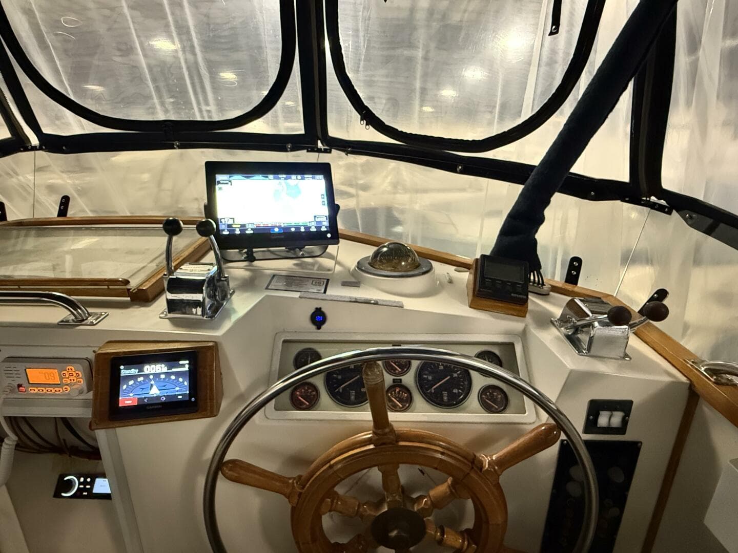 1991 Grand Banks 42 Classic — photo 82