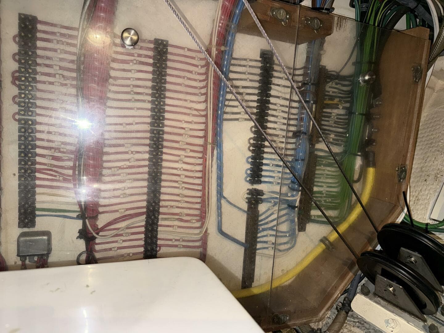 1991 Grand Banks 42 Classic — photo 115