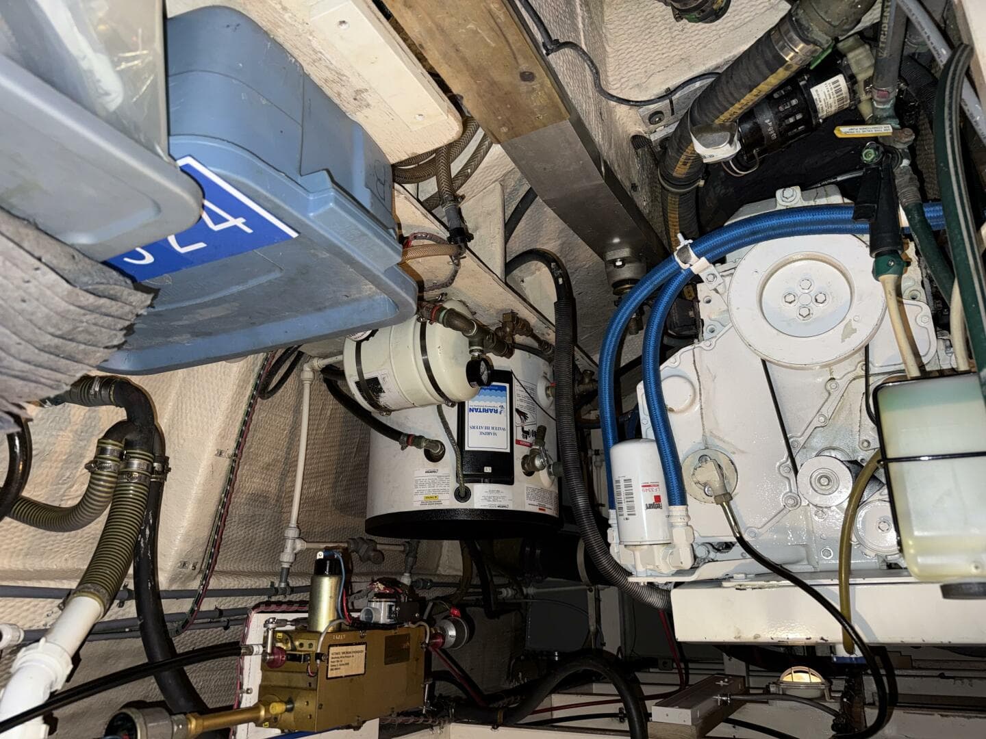 1991 Grand Banks 42 Classic — photo 106