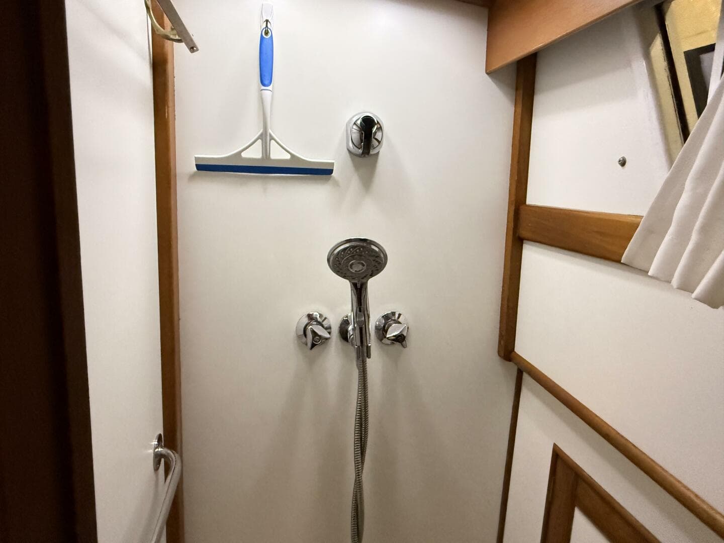 1991 Grand Banks 42 Classic — photo 62