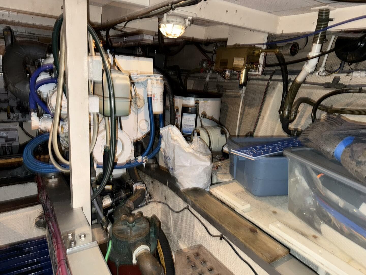 1991 Grand Banks 42 Classic — photo 104