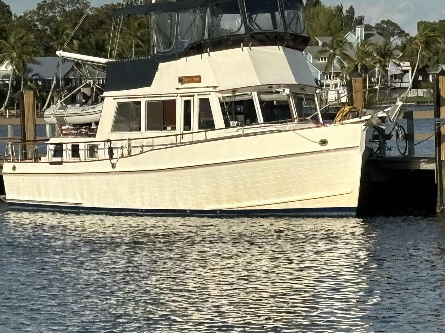 1991 Grand Banks 42 Classic — photo 5