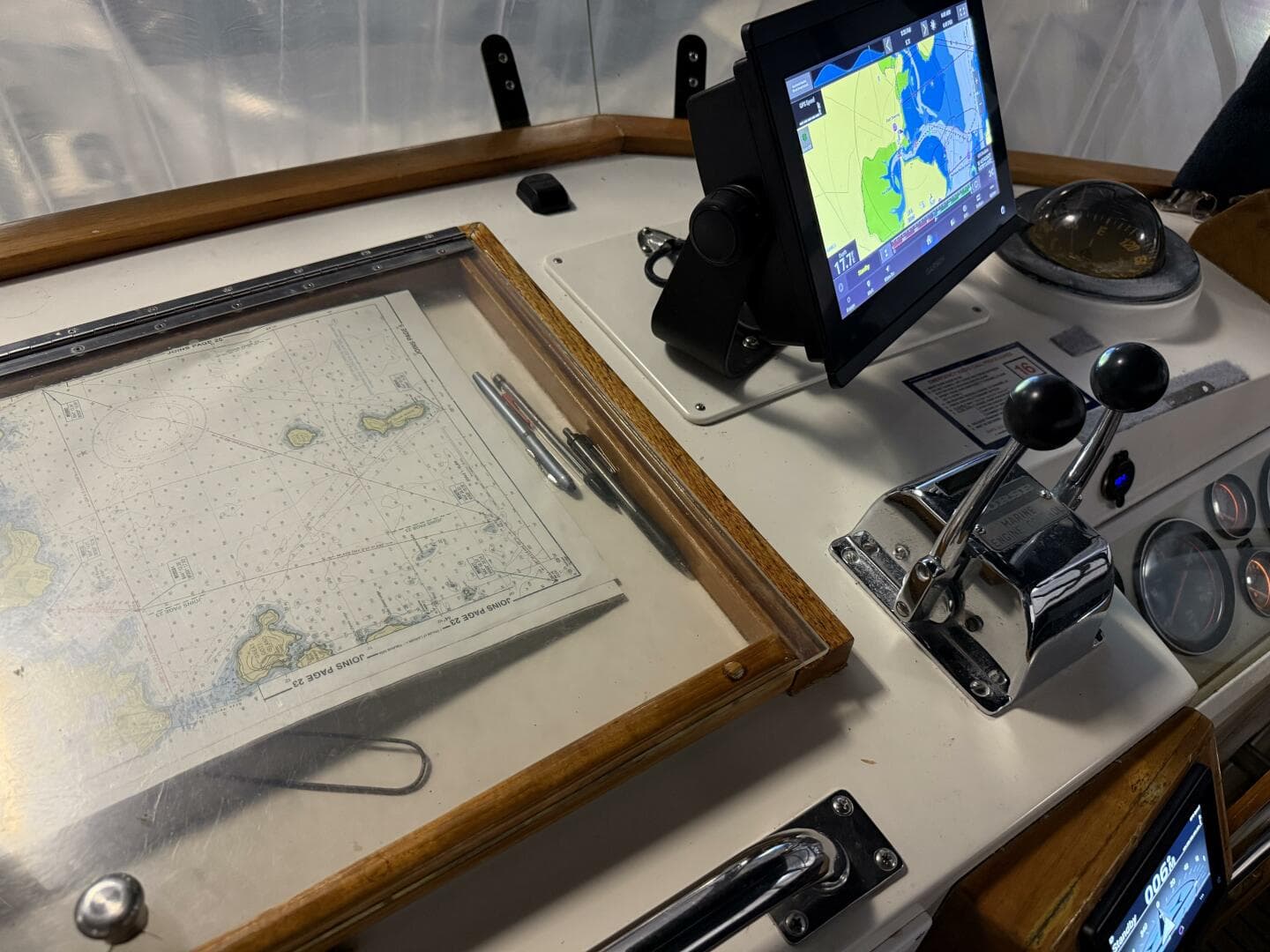 1991 Grand Banks 42 Classic — photo 91