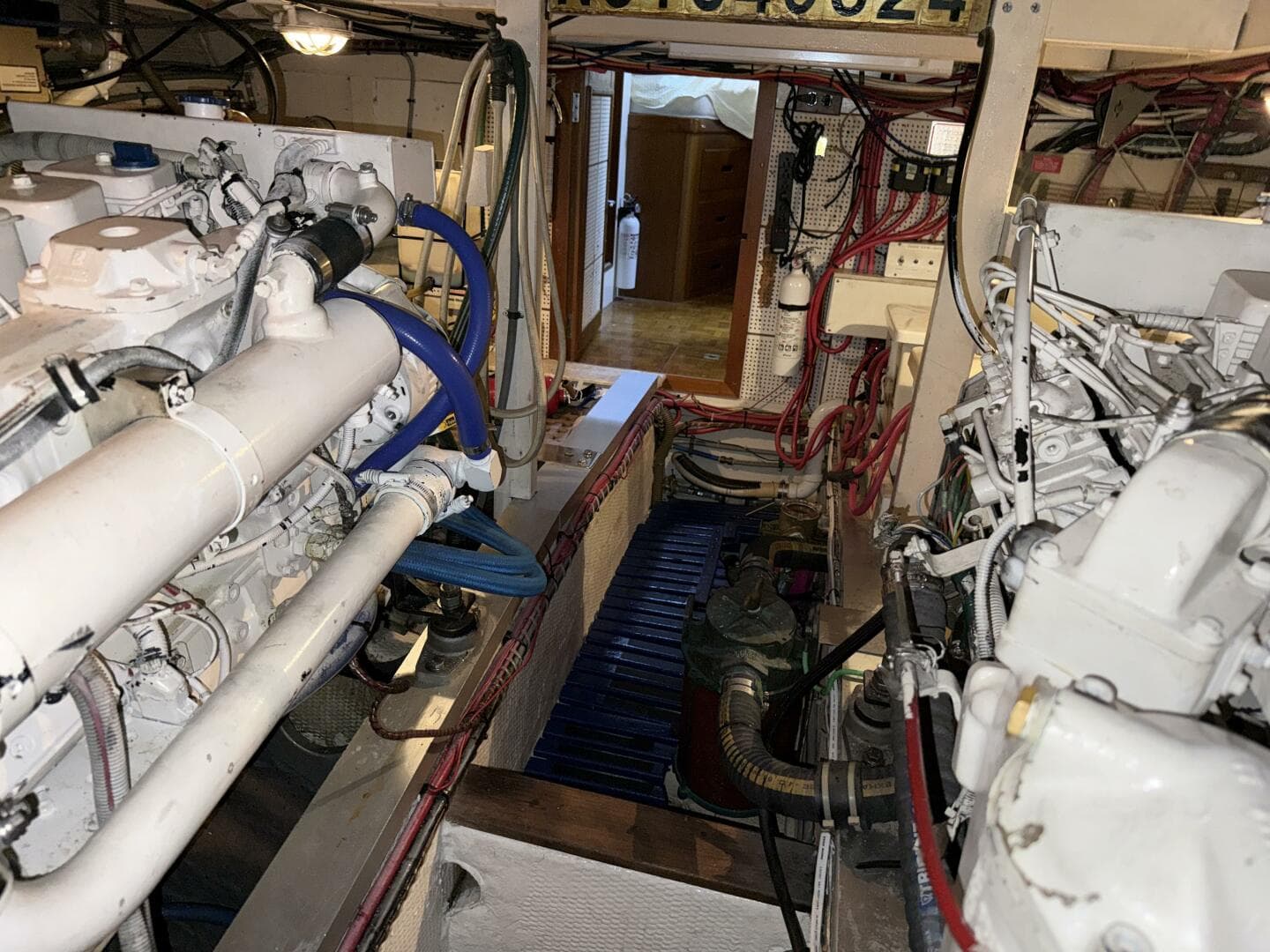 1991 Grand Banks 42 Classic — photo 102