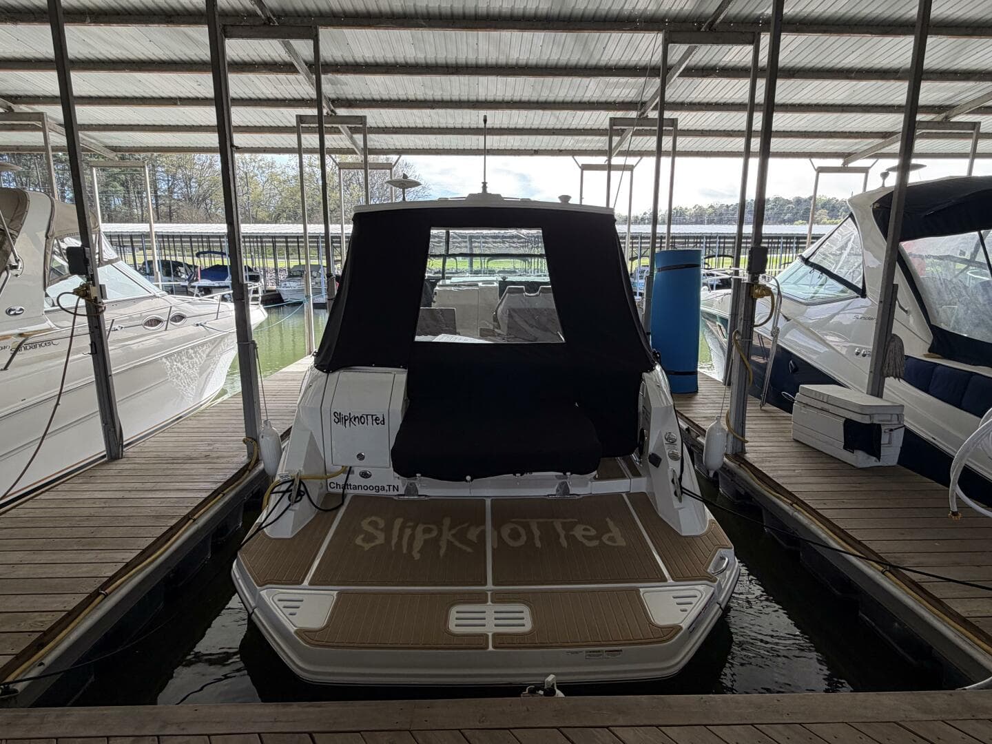 2023 Sea Ray 320 Sundancer — photo 4