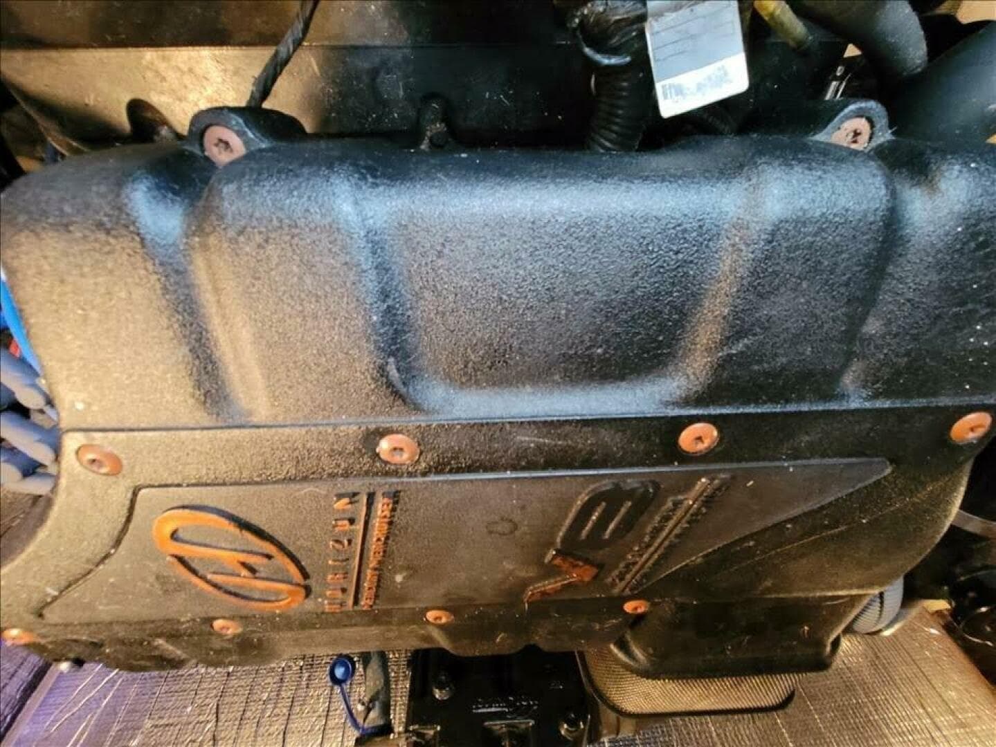 2000 Cruisers Yachts 3672 Express — photo 15