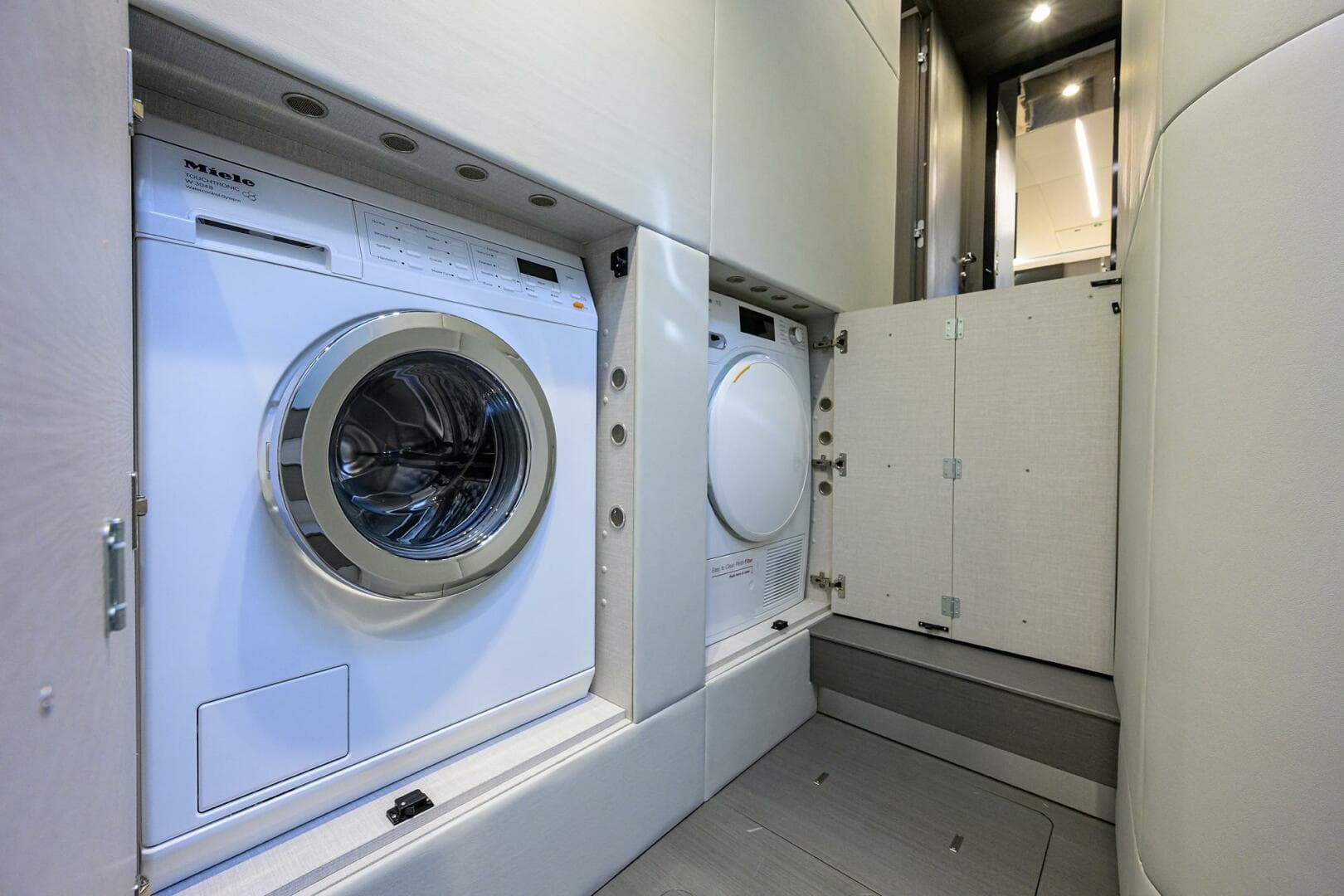 2019 Azimut S7 — photo 107