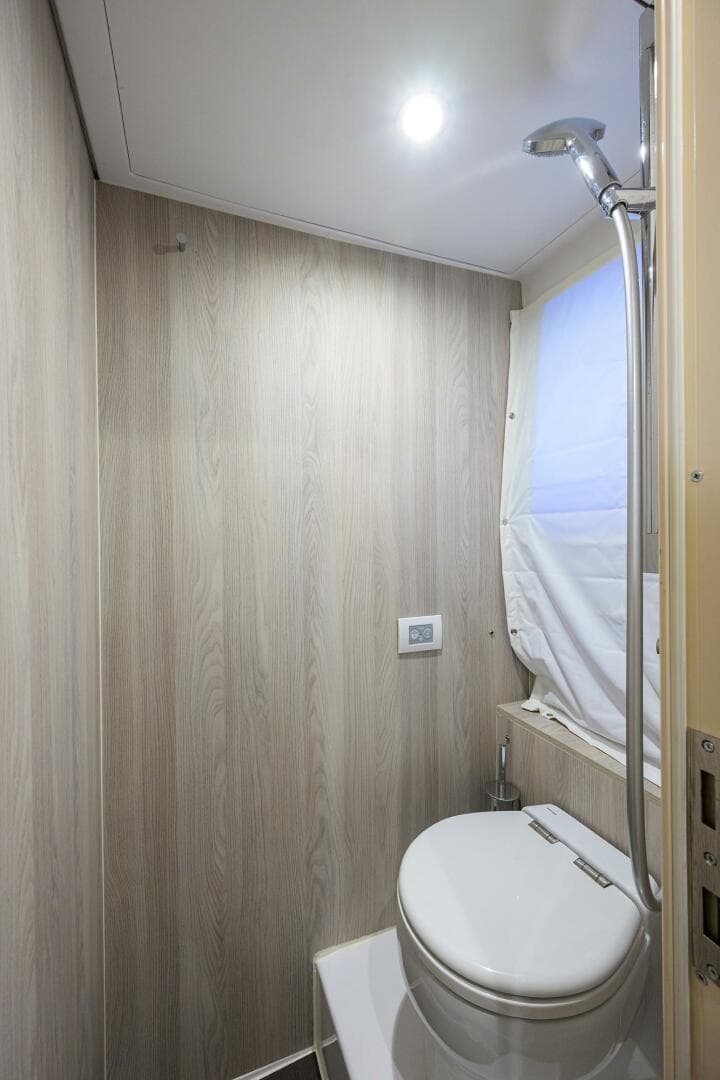 2019 Azimut S7 — photo 135