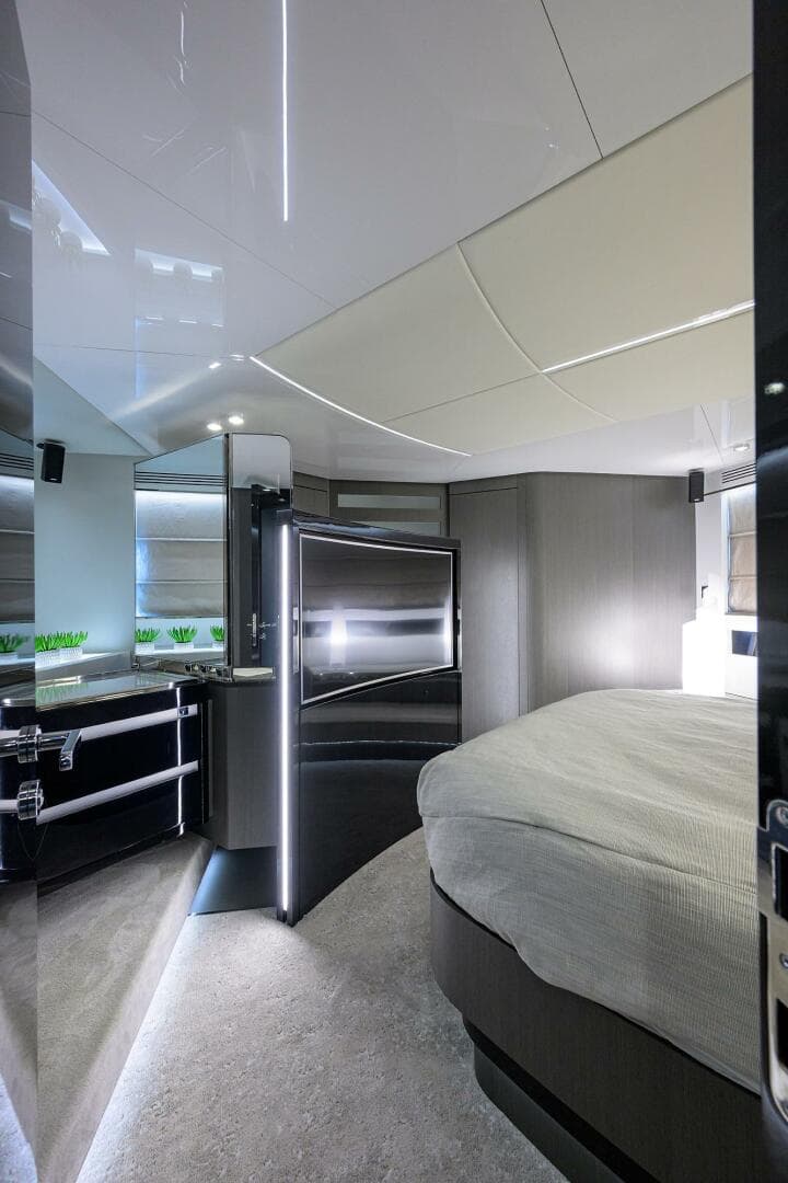 2019 Azimut S7 — photo 90