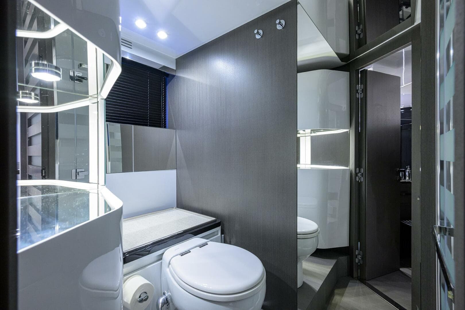 2019 Azimut S7 — photo 103